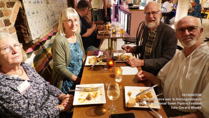 eDSC04311- Stadspijpers van s-Hertogenbosch - 10th International Town Pipers Festival - 7sep2024 -  foto GerardMontE web eDSC04311- Stadspijpers van s-Hertogenbosch - 10th International Town Pipers Festival - 7sep2024 -  foto GerardMontE web