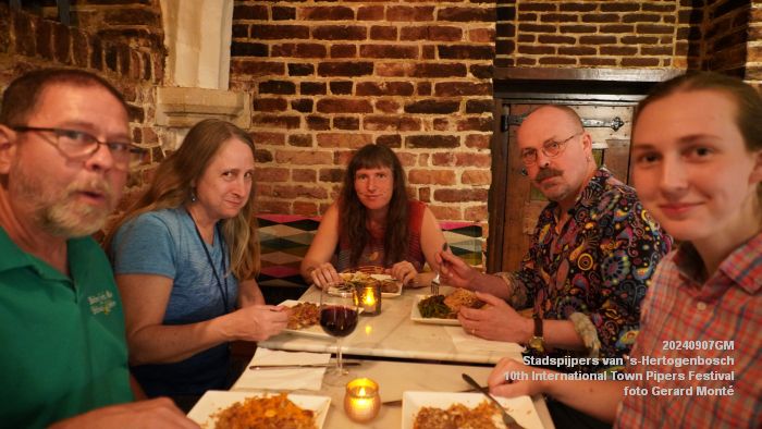 eDSC04312- Stadspijpers van s-Hertogenbosch - 10th International Town Pipers Festival - 7sep2024 -  foto GerardMontE web eDSC04312- Stadspijpers van s-Hertogenbosch - 10th International Town Pipers Festival - 7sep2024 -  foto GerardMontE web