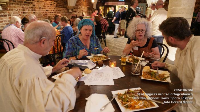 eDSC04319- Stadspijpers van s-Hertogenbosch - 10th International Town Pipers Festival - 7sep2024 -  foto GerardMontE web eDSC04319- Stadspijpers van s-Hertogenbosch - 10th International Town Pipers Festival - 7sep2024 -  foto GerardMontE web