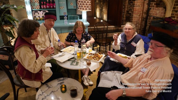 eDSC04321- Stadspijpers van s-Hertogenbosch - 10th International Town Pipers Festival - 7sep2024 -  foto GerardMontE web eDSC04321- Stadspijpers van s-Hertogenbosch - 10th International Town Pipers Festival - 7sep2024 -  foto GerardMontE web