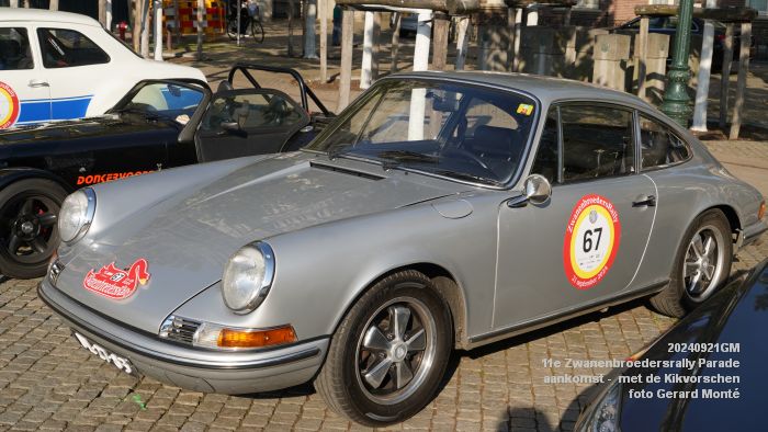 DSC05140- 11e Zwanenbroedersrally aankomst - Parade met Kikvorschen - 21sep2024 -  foto GerardMontE web