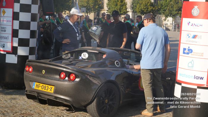 DSC05172- 11e Zwanenbroedersrally aankomst - Parade met Kikvorschen - 21sep2024 -  foto GerardMontE web