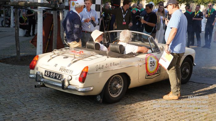 DSC05200- 11e Zwanenbroedersrally aankomst - Parade met Kikvorschen - 21sep2024 -  foto GerardMontE web