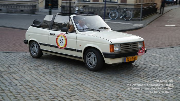 DSC05223- 11e Zwanenbroedersrally aankomst - Parade met Kikvorschen - 21sep2024 -  foto GerardMontE web