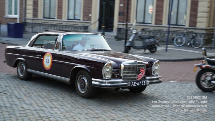 DSC05227- 11e Zwanenbroedersrally aankomst - Parade met Kikvorschen - 21sep2024 -  foto GerardMontE web