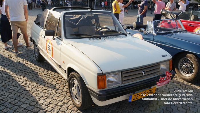 DSC05239- 11e Zwanenbroedersrally aankomst - Parade met Kikvorschen - 21sep2024 -  foto GerardMontE web