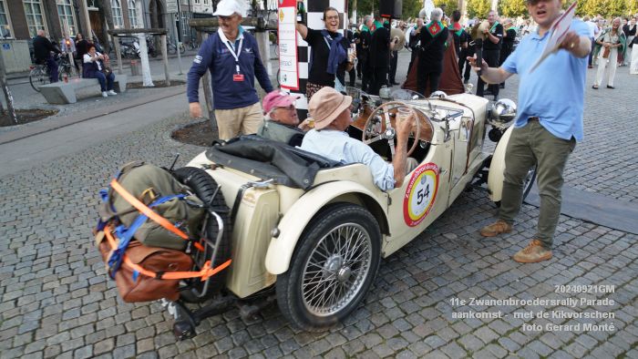 DSC05307- 11e Zwanenbroedersrally aankomst - Parade met Kikvorschen - 21sep2024 -  foto GerardMontE web
