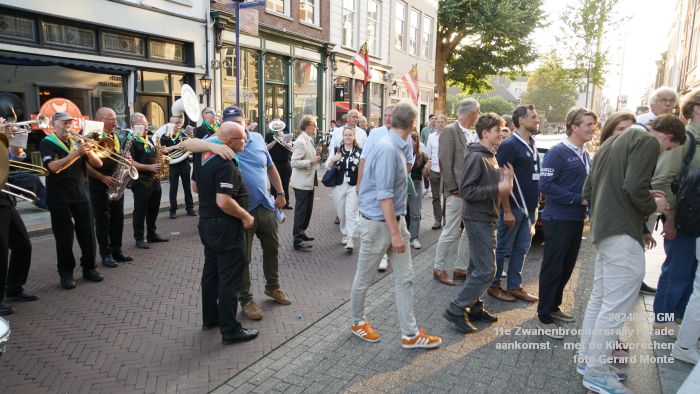 DSC05341- 11e Zwanenbroedersrally aankomst - Parade met Kikvorschen - 21sep2024 -  foto GerardMontE web