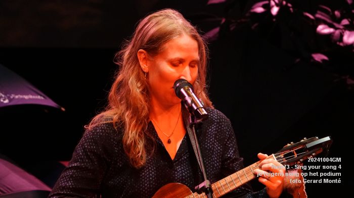 DSC01688- Huis73 - Sing your song 4 - je eigen song op het podium - 4okt2024 -  foto GerardMontE web