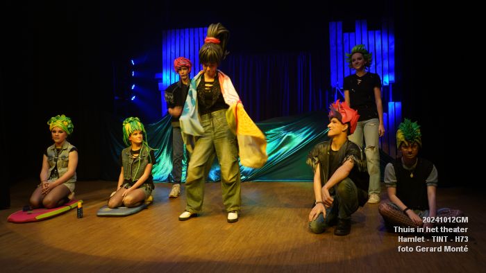 DSC06648- Tint Thuis in het theater - Hamlet - Huis73 - 12okt2024 -  foto GerardMontE web