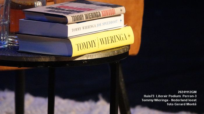 DSC05915- Huis73  Literair Podium  Perron-3 - Tommy Wieringa - Nederland leest - 12nov2024 -  foto GerardMontE web