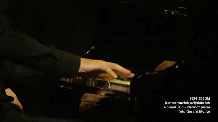 DSC07894- kamermuziek azijnfabriek - Nomad Trio - 7dec2024 -  foto GerardMontE web