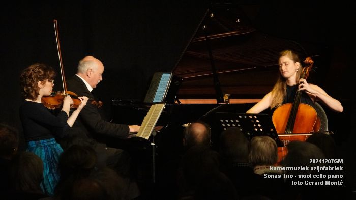 DSC08003- kamermuziek azijnfabriek - Sonas Trio - 7dec2024 -  foto GerardMontE web