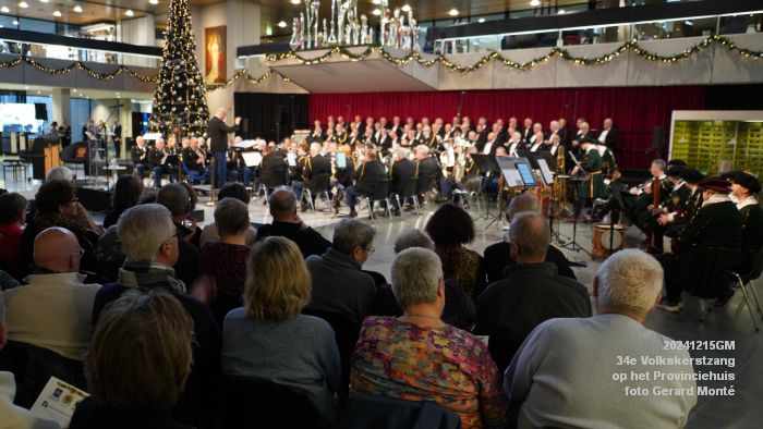 DSC01128- 34e Volkskerstzang op het Provinciehuis - 15dec2024 - foto GerardMontE web DSC01128- 34e Volkskerstzang op het Provinciehuis - 15dec2024 - foto GerardMontE web