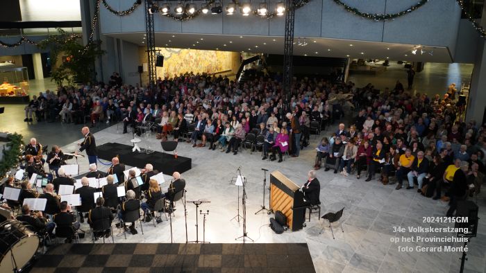 DSC01159- 34e Volkskerstzang op het Provinciehuis - 15dec2024 - foto GerardMontE web DSC01159- 34e Volkskerstzang op het Provinciehuis - 15dec2024 - foto GerardMontE web