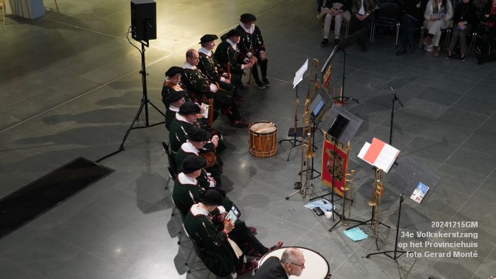 DSC01162- 34e Volkskerstzang op het Provinciehuis - 15dec2024 - foto GerardMontE web DSC01162- 34e Volkskerstzang op het Provinciehuis - 15dec2024 - foto GerardMontE web
