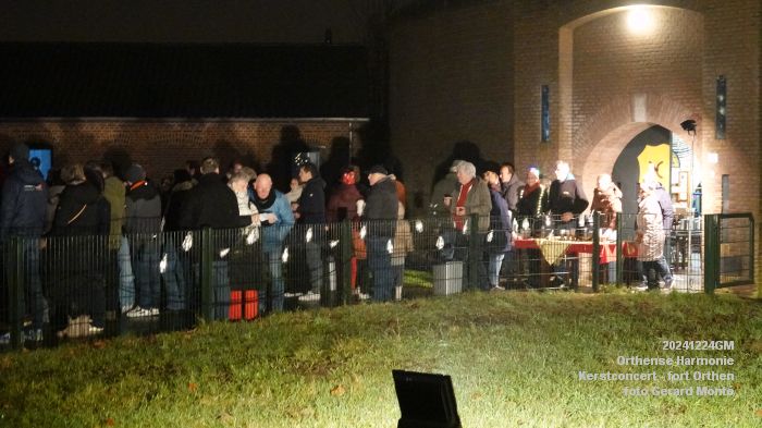 DSC00111- Kerstconcert door de Orthense Harmonie op het terrein van fort Orthen - 24dec2024 -  foto GerardMontE web