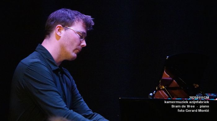 DSC01087- kamermuziek azijnfabriek - Bertoni en Pochet - violen - Bram de Vree piano - 11jan2025 -  foto GerardMontE web