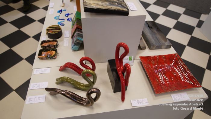 DSC02051- galerie Kubra Rosmalen - opening expositie Abstract - 12jan2025 -  foto GerardMontE web