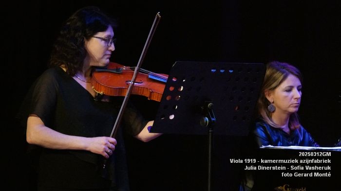 DSC05550- kamermuziek azijnfabriek - Julia Dinerstein viola - Sofia Vasheruk piano - Viola 1919 - 13mrt2025 -  foto GerardMontE web
