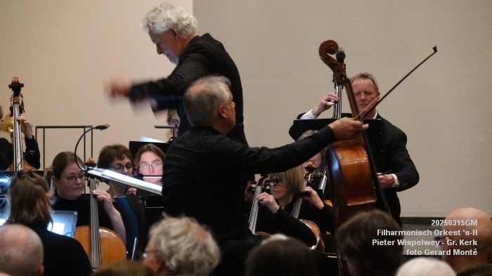 DSC05876- Filharmonisch Orkest s-Hertogenbosch - voorjaarsconcert - Grote Kerk - Pieter Wispelwey - 15mrt2025 -  foto GerardMontE web