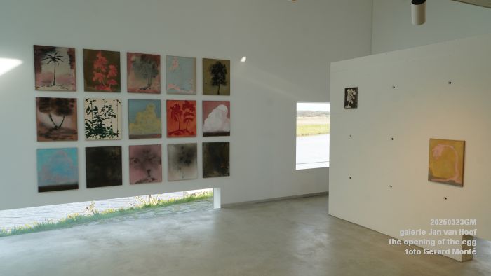 DSC04126- galerie Jan van Hoof - the opening of the egg - 23mrt2025 -  foto GerardMontE web