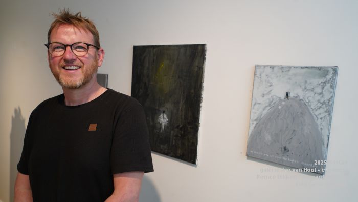 DSC05190- galerie Jan van Hoof - Remco Dikken - Bernard Heesen - 11mei2025 -  foto GerardMontE web