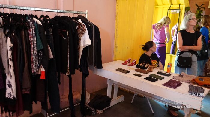 DSC03482- Werkwarenhuis Tramkade - vintage treasure markt - 11mei2025 -  foto GerardMontE web