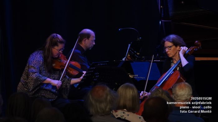 DSC03665- kamermuziek azijnfabriek - piano - viool - cello - 15mei2025 - foto GerardMontE web