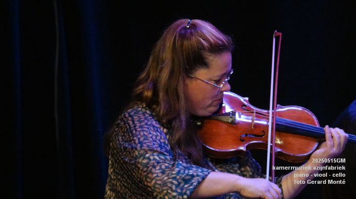 DSC03675- kamermuziek azijnfabriek - piano - viool - cello - 15mei2025 - foto GerardMontE web