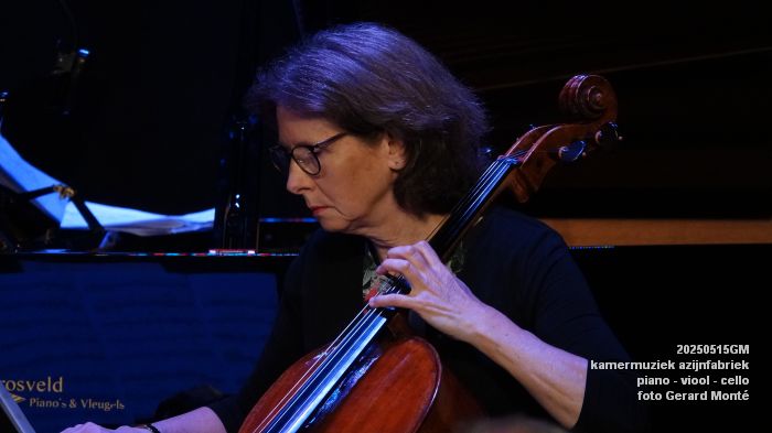 DSC03679- kamermuziek azijnfabriek - piano - viool - cello - 15mei2025 - foto GerardMontE web