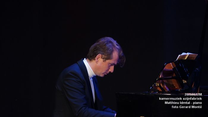 DSC04701- kamermuziek azijnfabriek - Matthieu Idmtal - piano - 22mei2025 - foto GerardMontE web