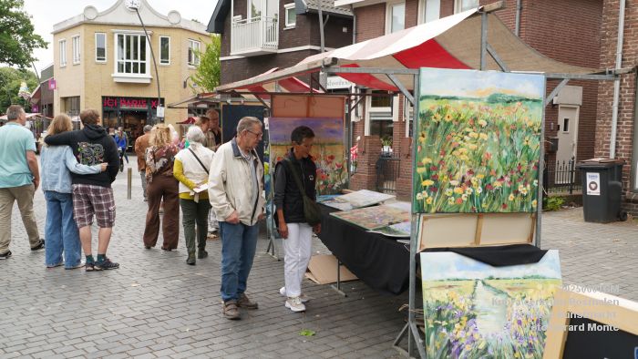 DSC05855- - Kubra Rosmalen kunstmarkt  - 1juni2025 -  foto GerardMontE web