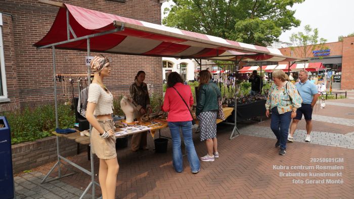 DSC05924- - Kubra Rosmalen kunstmarkt  - 1juni2025 -  foto GerardMontE web