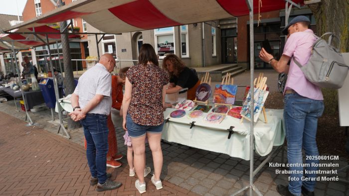 DSC05938- - Kubra Rosmalen kunstmarkt  - 1juni2025 -  foto GerardMontE web