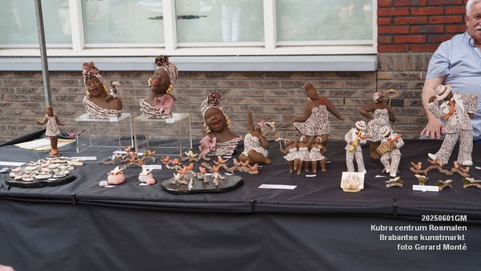 DSC05947- - Kubra Rosmalen kunstmarkt  - 1juni2025 -  foto GerardMontE web