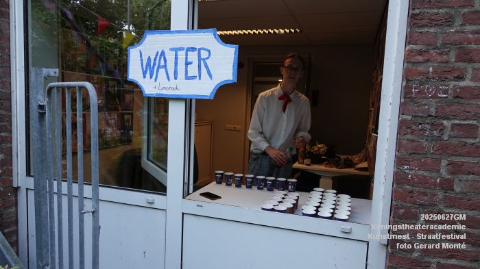 DSC09356- Koningstheateracademie - Kunstmest Straatfestival KTA - 27juni2025 -  foto GerardMontE web