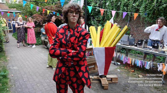 DSC09359- Koningstheateracademie - Kunstmest Straatfestival KTA - 27juni2025 -  foto GerardMontE web