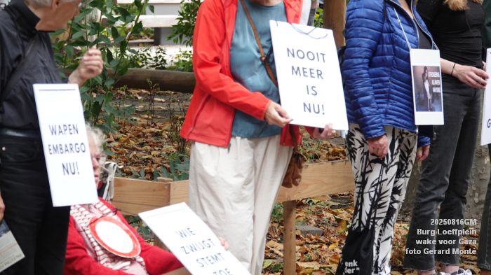 DSC02525- Burg Loeffplein - wake voor Gaza - 16aug2025 -  foto GerardMontE