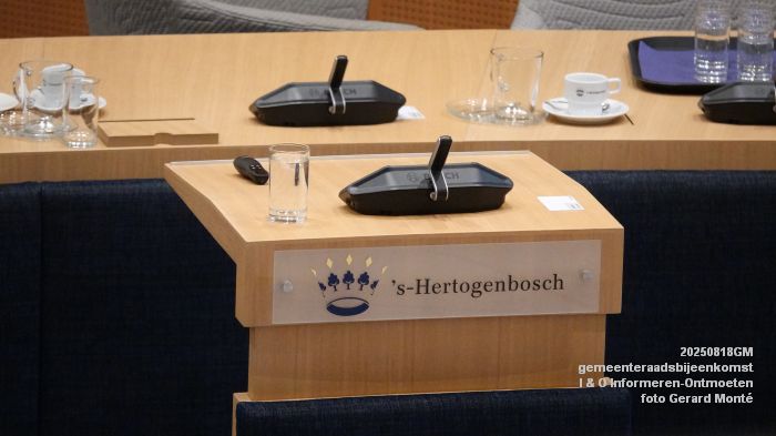 DSC02669- i en o - gemeenteraadsbijeenkomst- I-O Informeren-Ontmoeten - 18aug2025 -  foto GerardMontE
