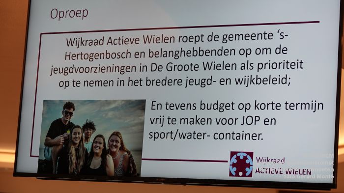 DSC02726- i en o - gemeenteraadsbijeenkomst- I-O Informeren-Ontmoeten - 18aug2025 -  foto GerardMontE