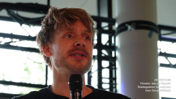 DSC05907- Theater aan de Parade - programma Stadsgasten - 21sep2025 - foto GerardMontE DSC05907- Theater aan de Parade - programma Stadsgasten - 21sep2025 - foto GerardMontE