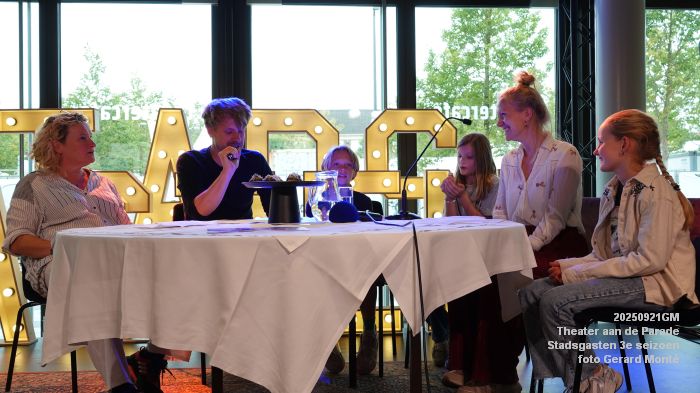 DSC05993- Theater aan de Parade - programma Stadsgasten - 21sep2025 - foto GerardMontE DSC05993- Theater aan de Parade - programma Stadsgasten - 21sep2025 - foto GerardMontE