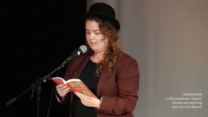 DSC06716- Letterbekken - verwarring - Huis73 - 26sep2025 -  foto GerardMontE