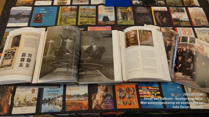 DSC08526- Joost van Balkom - boekpresentatie - Met vuistengestomp en voetengetrap - 12okt2025 -  foto GerardMontE