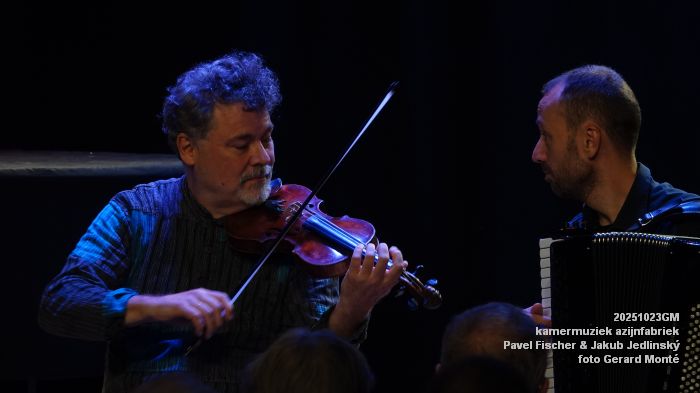 DSC00308- kamermuziek azijnfabriek - Pavel Fischer en Jakub Jedlinsky - 23okt2025 -  foto GerardMontE
