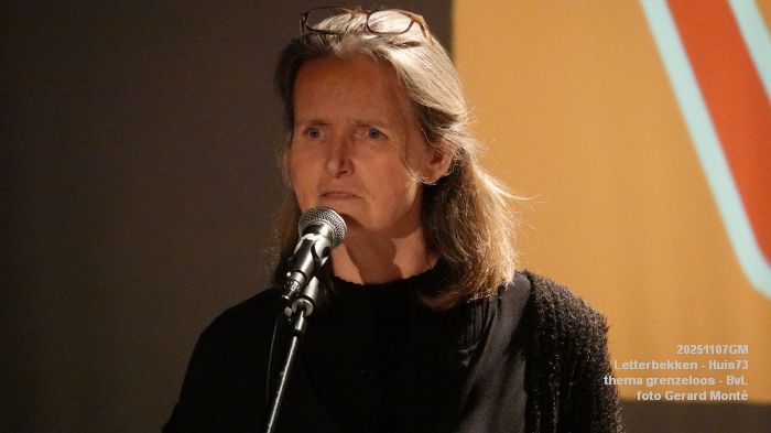 DSC01759- Letterbekken - verwarring - Huis73 BvL - 7nov2025 -  foto GerardMontE