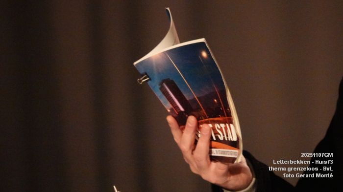 DSC01782- Letterbekken - verwarring - Huis73 BvL - 7nov2025 -  foto GerardMontE