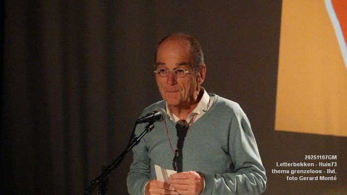 DSC01795- Letterbekken - verwarring - Huis73 BvL - 7nov2025 -  foto GerardMontE