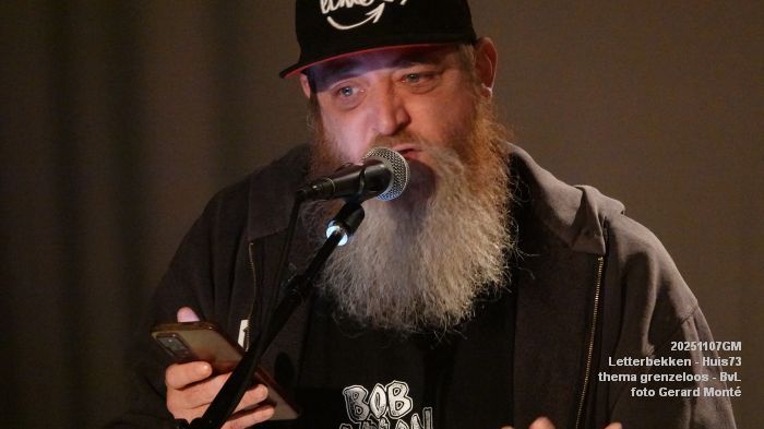 DSC01816- Letterbekken - verwarring - Huis73 BvL - 7nov2025 -  foto GerardMontE